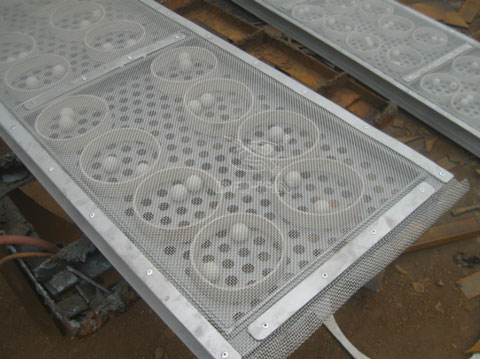 直线振动筛不锈钢网架图片